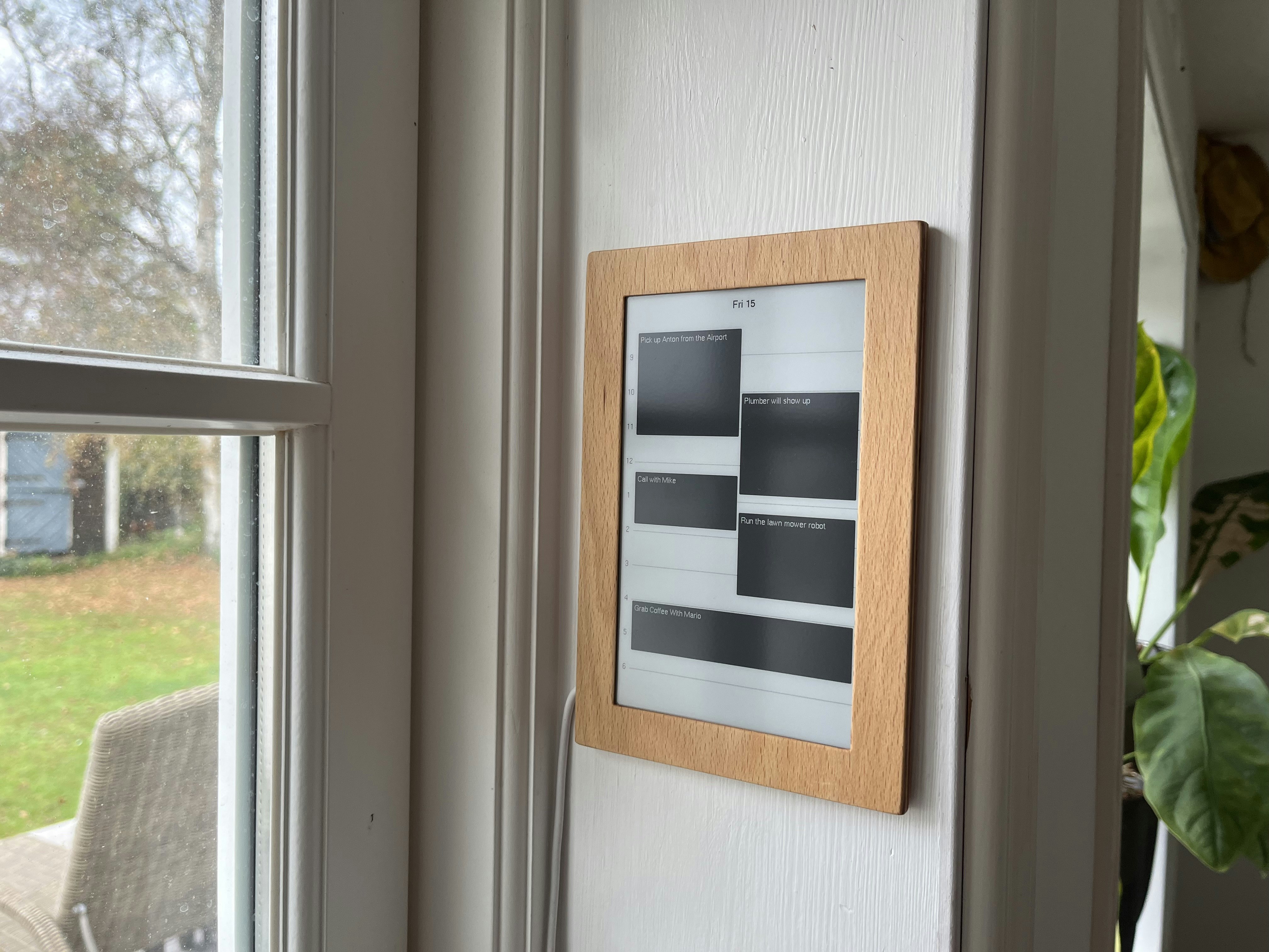 The Invisible Smart Display
